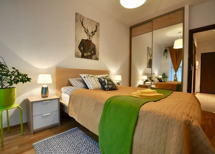 Mlociny Metro Apartment *