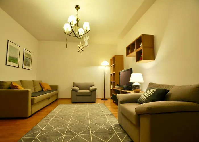 Mlociny Metro Apartment