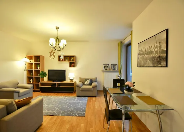 Mlociny Metro * وارسو